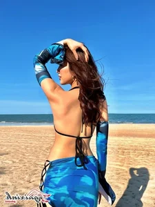 Stunning Gallery: Actress Le Huynh Thuy Ngan Shines in Latest Bikini Photoshoot - image 7