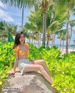 Stunning Gallery: Actress Le Huynh Thuy Ngan Shines in Latest Bikini Photoshoot - image 22