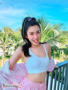 Stunning Gallery: Actress Le Huynh Thuy Ngan Shines in Latest Bikini Photoshoot - image 30