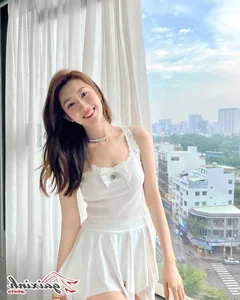 Stunning Gallery: Actress Le Huynh Thuy Ngan Shines in Latest Bikini Photoshoot - image 26