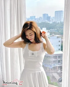 Stunning Gallery: Actress Le Huynh Thuy Ngan Shines in Latest Bikini Photoshoot - image 12