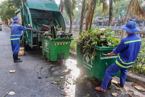 Massive Cleanup Operation at Nhieu Loc - Thi Nghe Canal in HCMC - image 4