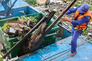 Massive Cleanup Operation at Nhieu Loc - Thi Nghe Canal in HCMC - image 7