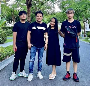 Thu Huyền and Tấn Minh: A Journey of Art and Family - image 2