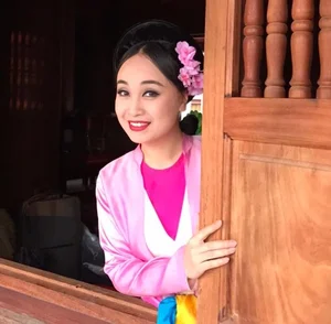Thu Huyền and Tấn Minh: A Journey of Art and Family - image 5