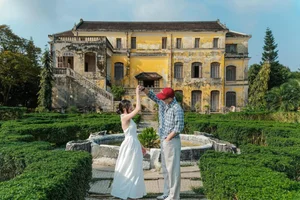 Why International Travelers are Falling in Love with the Historic City of Hue - image 9