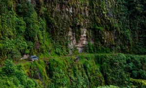 Thrilling Journeys: Exploring the World's Most Dangerous 'Death Roads' - image 4