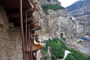 Unbelievable Sights at China's Most Precarious and Dangerous Temples - image 4