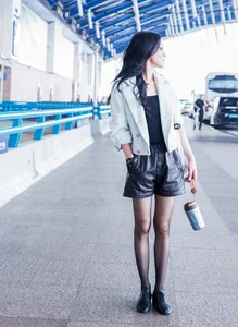 The Elegant and Timeless Fashion Style of Actress Zhou Xun - image 0