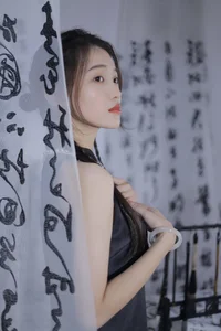 Song Yuxin's Stunning Photoshoot in Shanghai: Capturing Elegance and Modern Style - image 24