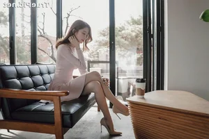 Park Soo Yeon Fashion Photography: Capturing the Essence of Korean Elegance - image 23