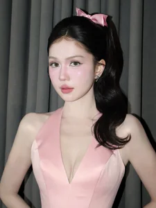 Vietnamese Celebrity News: Ngoc Son's Family Photo Truth and Duc Tien's Last Gift - image 22
