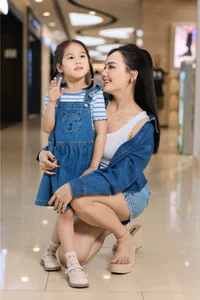 Vietnamese Celebrity News: Ngoc Son's Family Photo Truth and Duc Tien's Last Gift - image 6