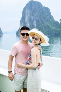 Vietnamese Celebrity News: Ngoc Son's Family Photo Truth and Duc Tien's Last Gift - image 9
