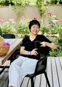 Vietnamese Celebrity News: Ngoc Son's Family Photo Truth and Duc Tien's Last Gift - image 29