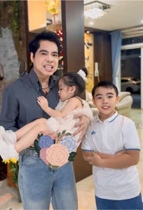 Vietnamese Celebrity News: Ngoc Son's Family Photo Truth and Duc Tien's Last Gift - image 0