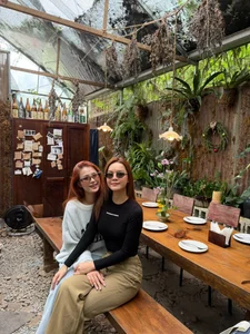 Vietnamese Celebrity Updates: Phuong Oanh's New Look and Viet Huong's Anniversary - image 14