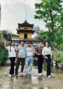 Vietnamese Celebrity Updates: Phuong Oanh's New Look and Viet Huong's Anniversary - image 34