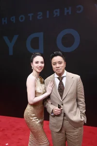 Vietnamese Celebrity Updates: Phuong Oanh's New Look and Viet Huong's Anniversary - image 51