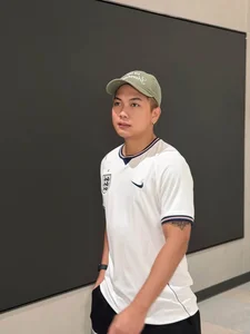 Vietnamese Celebrity Updates: Phuong Oanh's New Look and Viet Huong's Anniversary - image 53
