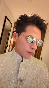 Vietnamese Celebrity Updates: Phuong Oanh's New Look and Viet Huong's Anniversary - image 33