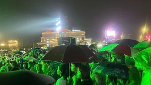 Thousands Braving the Rain for the Grand Opening of Hung Kings Temple Festival 2026 - image 5