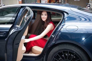 Miss Vietnam Mai Phuong Thuy: Inside the Ultra-Luxury Lifestyle and Investment Empire of a Beauty Queen - image 7