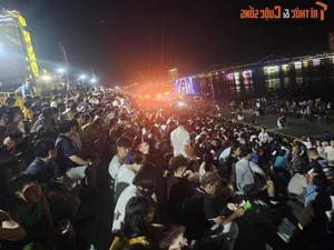 Electric Atmosphere in Da Nang Ahead of the 2024 Fireworks Festival Opening - image 11