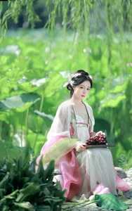 YiTuYu Art Language Vol.5240: Nu Li Hua Zhuang De Sui Sui Photography Gallery - image 17