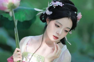YiTuYu Art Language Vol.5240: Nu Li Hua Zhuang De Sui Sui Photography Gallery - image 22
