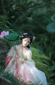 YiTuYu Art Language Vol.5240: Nu Li Hua Zhuang De Sui Sui Photography Gallery - image 16