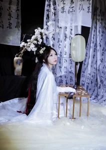 YiTuYu Art Language Vol.10589 Gai Gai Stunning Portrait Photography Album - image 0