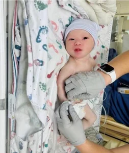 84-Year-Old Piano Master Liu Shikun Welcomes New Born Son with Pipa Princess - image 7