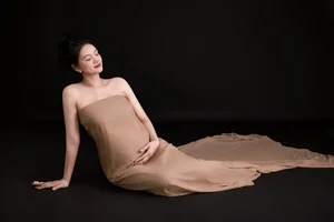 Volleyball Star Thu Hoai Announces Pregnancy and Shares Joy of First Child - image 6