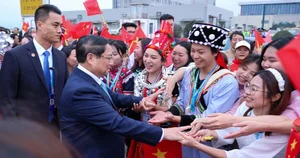 Expanding Vietnam-China Railway Trade: A Strategic Gateway to Global Markets and Economic Growth - image 2