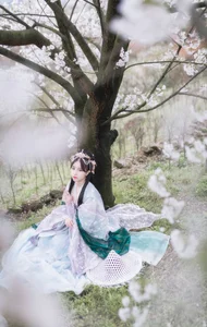 YiTuYu Art Language Vol.9444 Gong Zi Bu Huai: Stunning Asian Portrait Gallery - image 15