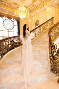 Doan Hong Trang Looks Breathtaking in Exclusive Tommy Nguyen Collection - image 0