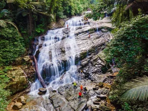 Wild Beauty: A Guide to Trekking Thác Dương Cầm This Summer - image 0