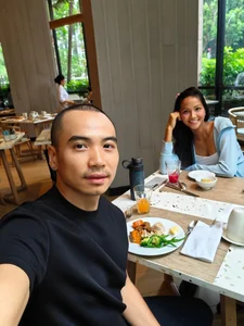 Vietnamese Celeb News: Ho Ngoc Ha’s Daughter Lisa and H'Hen Nie's Romance - image 2