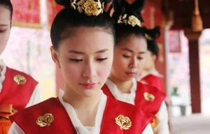 How a Royal Nap Changed a Palace Maid's Life Forever: Fascinating Imperial History - image 3