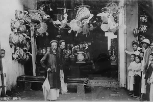 Rare Vintage Photos of Mid-Autumn Festival in Hanoi Over 100 Years Ago - image 6