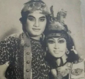 From Gold-Earned Fame to Poverty: The Heartbreaking Reality of Artist Hoa My Hanh at 70 - image 5