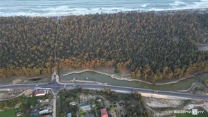 The Transformation of Quang Ngai Coastal Road Boosts Central Vietnam Tourism - image 11
