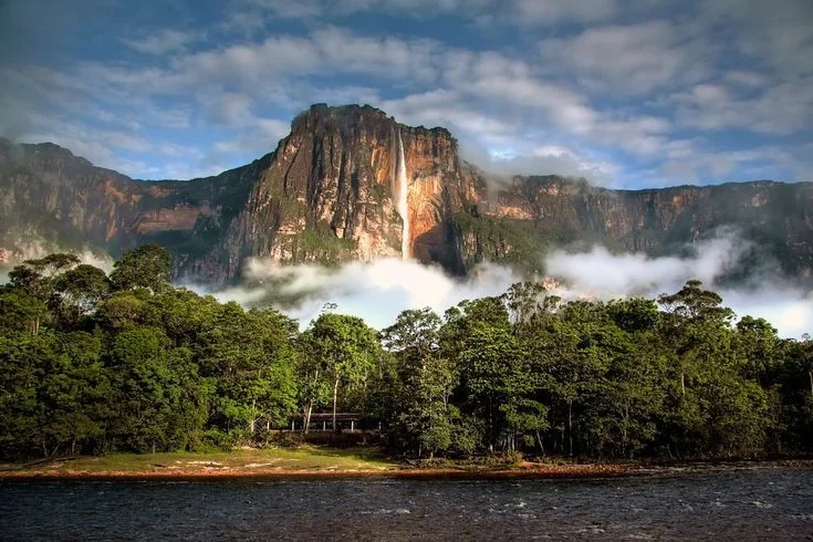 Chasing Giants: Exploring the Majesty of Earth's Tallest Waterfalls