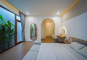 Thảo Nguyên House: A Stunning 2-Story Home with Elegant Curves in Kon Tum - image 3