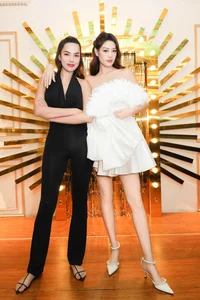 Star-Studded Celebration: Ly Nha Ky Joins Khanh Van's Exclusive Bachelorette Party - image 3