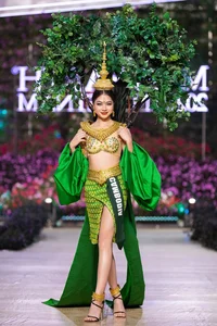 Miss Earth Contestants Bring Nature and Wildlife to Life in Stunning National Costumes - image 2