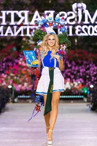 Miss Earth Contestants Bring Nature and Wildlife to Life in Stunning National Costumes - image 10