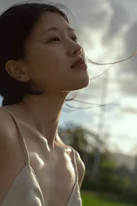 YiTuYu Art Language Vol.9804: Exquisite Portrait Photography Featuring Lu Mi - image 0