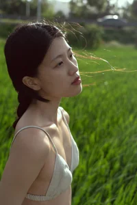 YiTuYu Art Language Vol.9804: Exquisite Portrait Photography Featuring Lu Mi - image 32